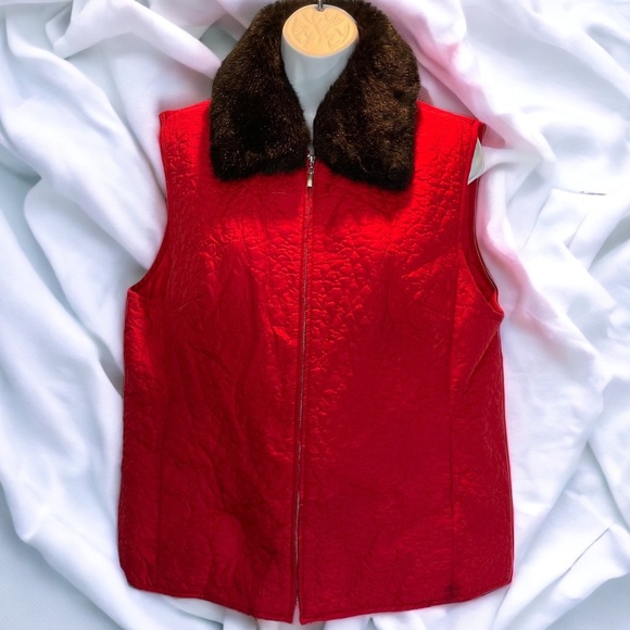 Vintage 90s Red Silk Vest with Removable Faux Fur Collar - Picture 1 of 5